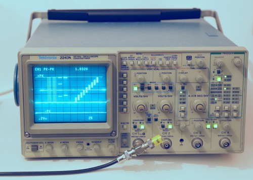 Tektronix 2247a kanal - 2247a, 4-kanal