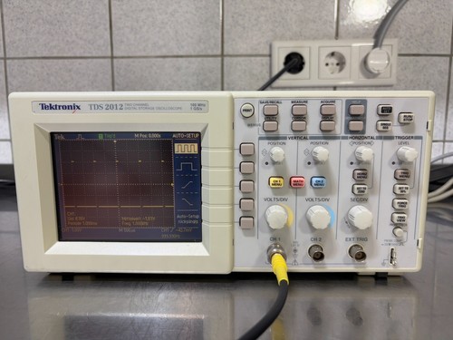 Tektronix tds 2012 100 mhz - mhz, 1gs