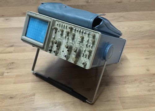 Tektronix 2230 - tektronix,